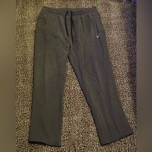Gray Nike sweatpants size large